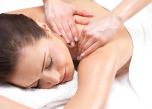 Woman Having A Back Oil Massage slider 3